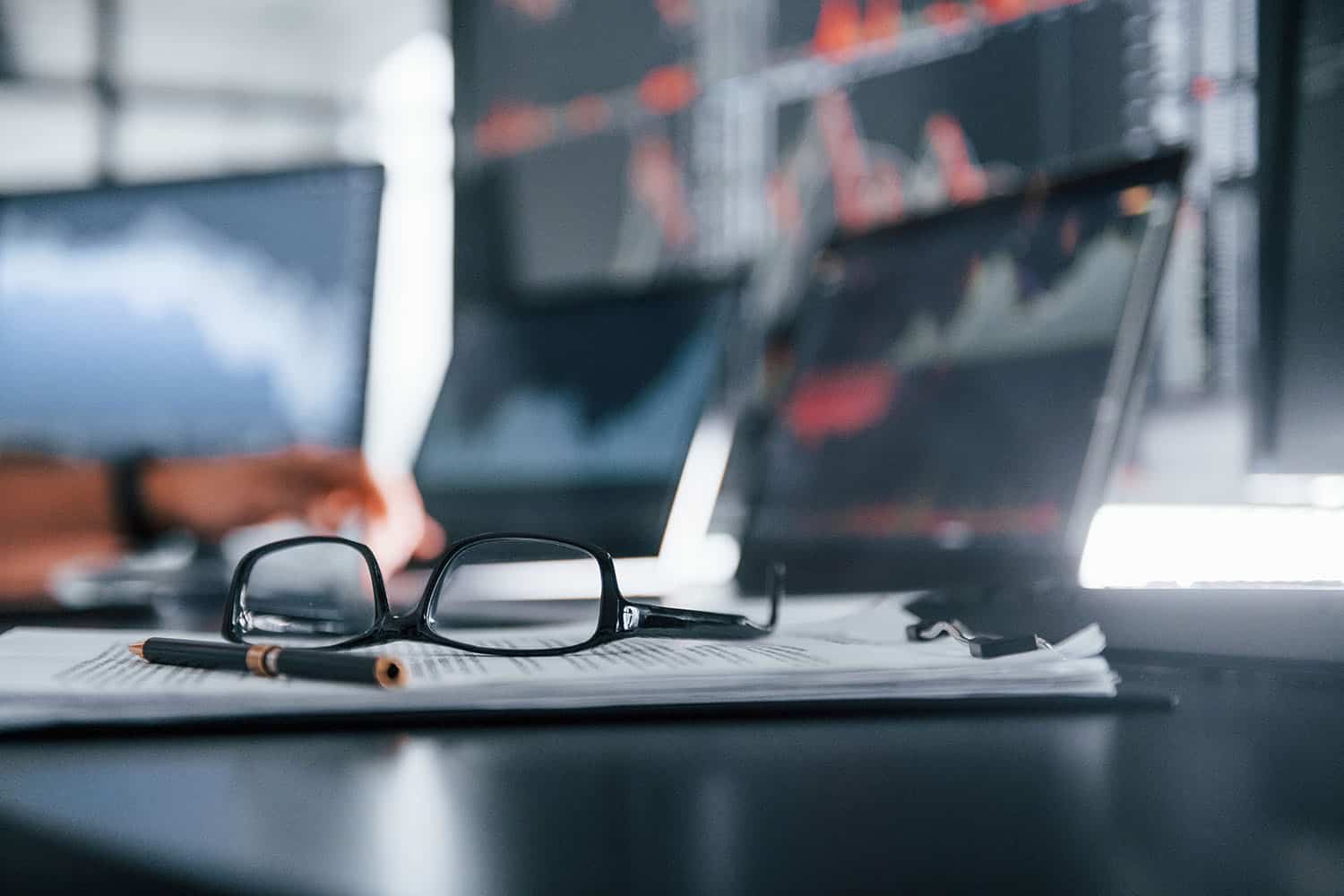 Six months to decide: why following up on new hires becomes a strategic priority as of 1 August 2026